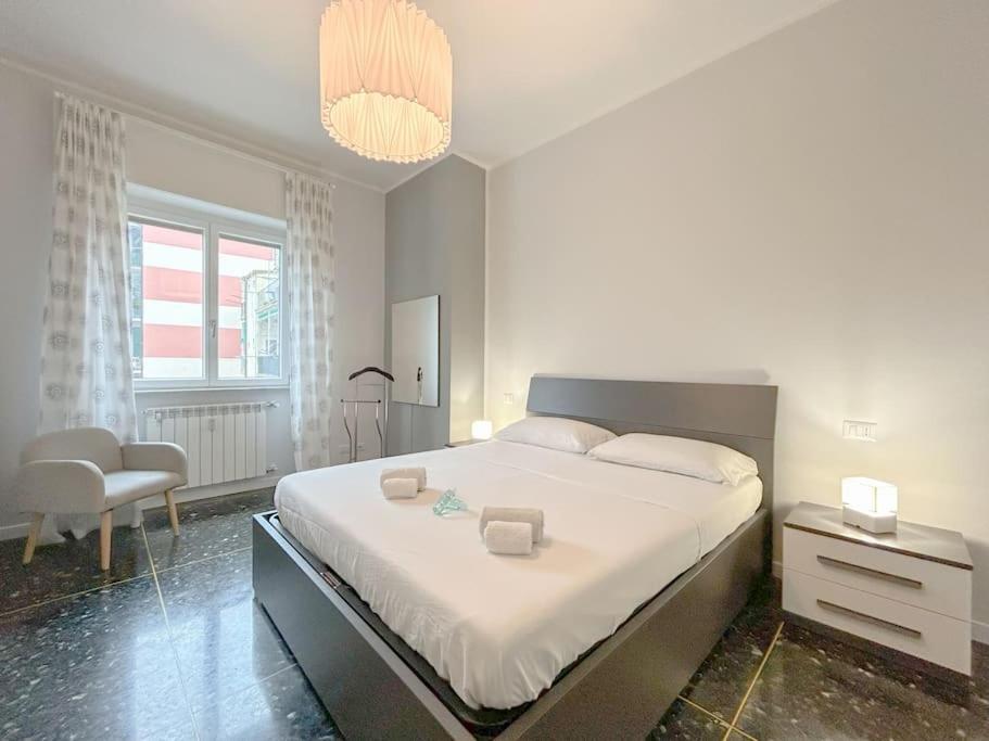 Free Parking - Elegante Casa Con Wifi -Smarttv Leilighet Savona Eksteriør bilde